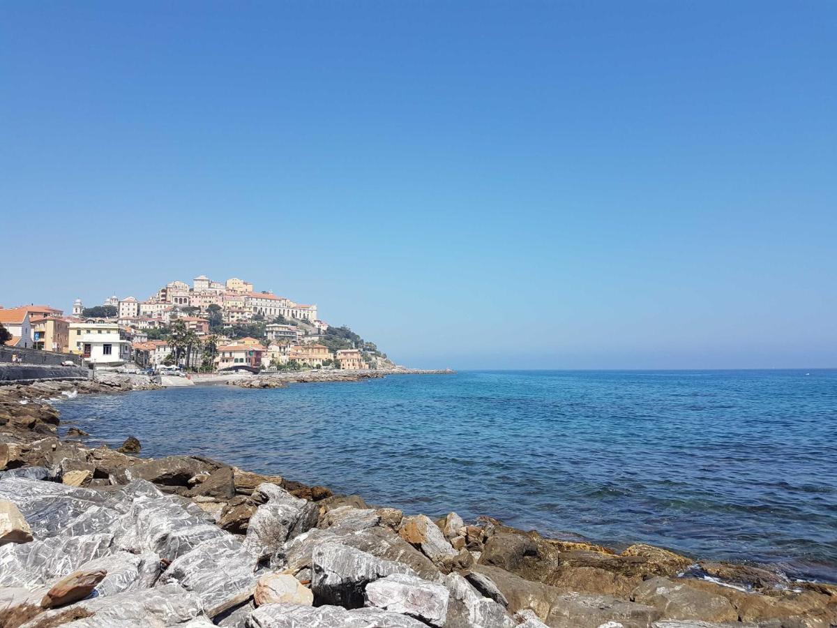 In Imperia Fuer Bis Zu 4 Personen Vasia